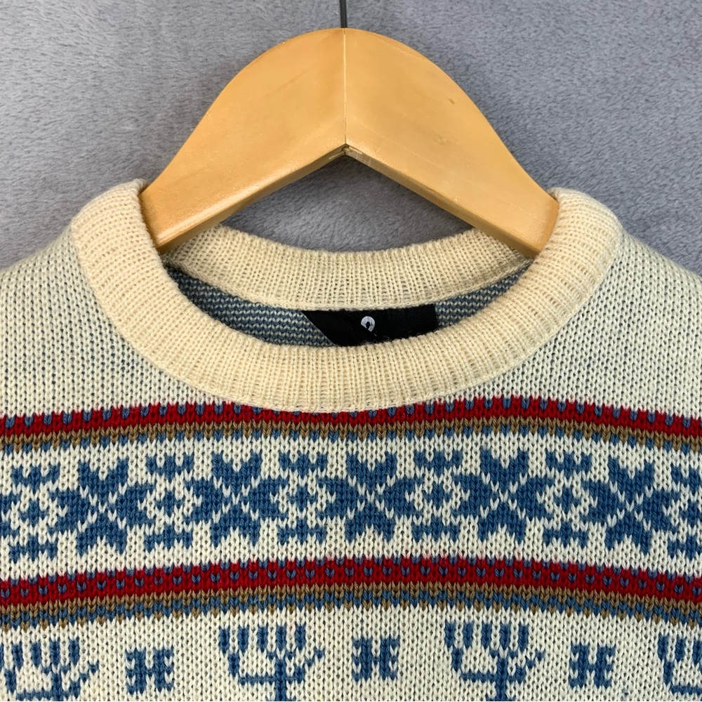 Demetre 100% Pure Lamb Wool Blue and White Reindeer Sweater. Ladies size Large. - Picture 4 of 6